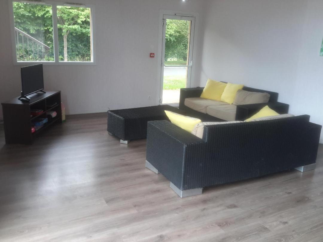 Le FleurHon 11 d'Honfleur, T2 en Résidence avec Piscine, WIFI et Parking gratuits Équemauville Esterno foto